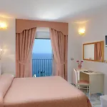 Maria Pia 4*