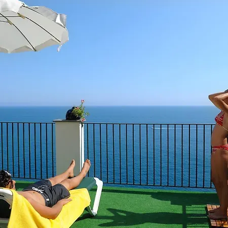 Maria Pia Hotel 4*