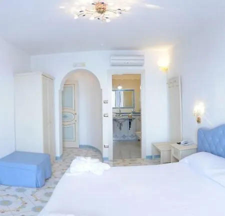 Hotel Maria Pia 4*